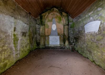 Reay cross slab mausoleum © Jim Dunn